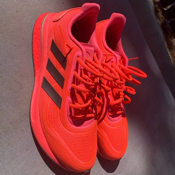 Addias shoes - Picture 3 of 5